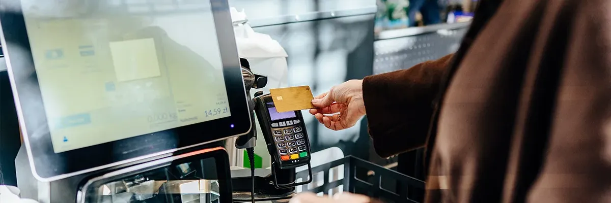 Modernes Kassensystem im Einsatz in einem Geschäft
